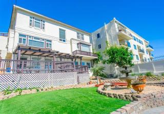 Great Views Studio apartment near Little Italy - 2