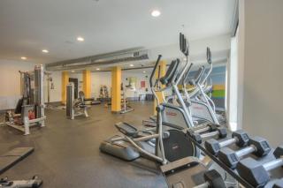 Luxurious Downtown-2 bed 2 bath Corner 2M - 5