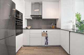 Modern Apartment with Terrace & Sea Views in Cancelada - Estepona - 7