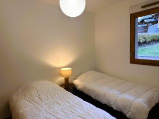Bel appartement avec grande terrasse, proche du téléphérique - FR-1-464-251 - 4