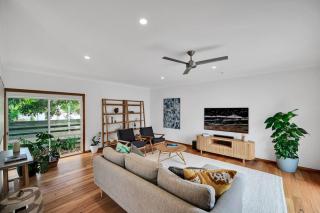 Wattlebird - with fire pit and outdoor bath - 9