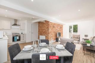 Last-Minute Escapes l Beachside Retreat l Sun Terrace l Hot Tub Available l Free Parking l Sleeps Up to 4 Guests l Seaside Escapes Short Lets & Serviced Accommodation - 6