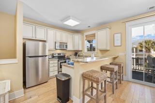 Spacious Pet-friendly Townhome at North Beach Resort, Lovely home and Great Amenities - 5