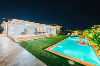 Local Vibes Villa, Big Pool and Outdoor, 10 sleeps - Soledad - 3