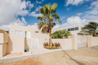 Stunning Sunset Views, Big Pool, Hot Tub, Sleeps 8 - Noord - 4