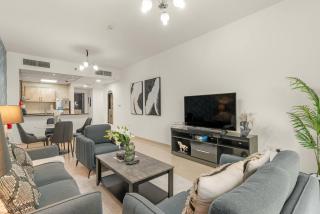 Charming 1BR with Balcony and City View in JVC - 1