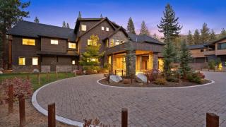 South Lake Escape Indoor Pool plus Movie Theater - 0