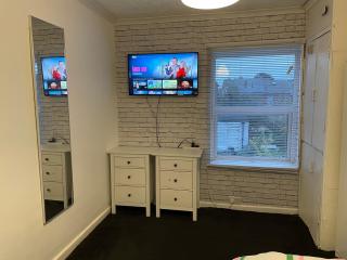 3 Bed House in Reading Area - 7