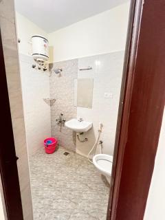 7 Hills Service Apartments - 5