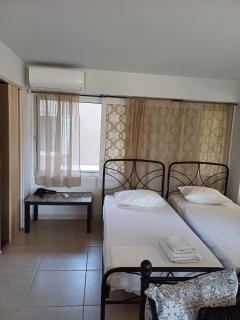 Family Room's Eirini - 5