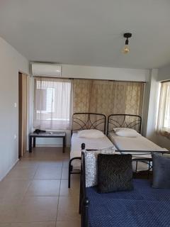 Family Room's Eirini - 3