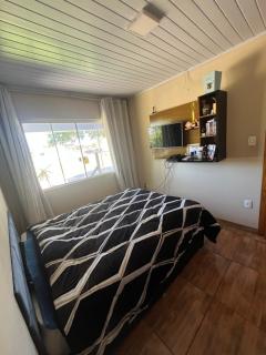 Hospedagem familiar com piscina e churrasqueira - 1