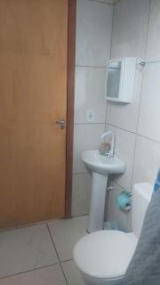 Kitinet completa com varanda Praia de Caiobá - 8