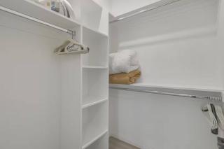 Stylish Pasadena Stay Near Old Town & Rose Bowl - 8