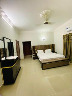 Seaview Luxury Hotel - 0