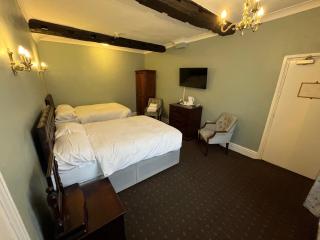 Castle Hotel Tamworth - 1