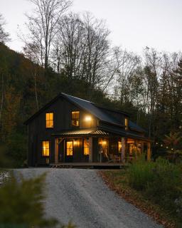 Lux Chalet 4 Bd Fireplace HotTub AC Pet Friendly - 7