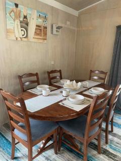 Hosts on the Coast Pawprint Cabins - 3