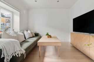 Central loft apartment, with a view from the roof terrace - 1