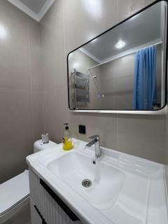 Sunny Home Apartment - 3