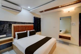 Hotel O RR Grand Luxury Rooms - Upal - 1