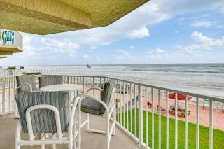 Oceanfront, Heated Pool Shores Club Condo! - 9