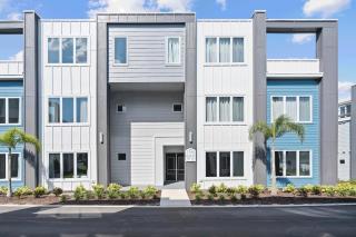 Modern Condo Near Disney And Resort & Waterpark Access -B48 -221 - 9