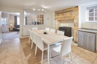 Victoria Townhouse - 0