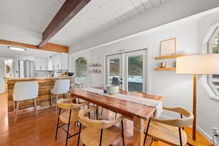 Deer Canyon Home - Walk to slopes, Hot tub, Foosball - 6