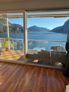 Attico con vista panoramica sul lago - due camere - 3