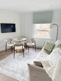 New! Battersea Park & Power Station, USA Embassy - 0