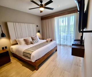 Tuk Hacienda - 3 Bed - 2 Bath - Balcony - Pool - 3