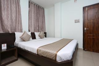 Super Hotel O Aashray Guest House - 9