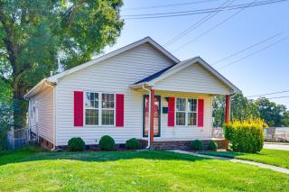 2 Mi to Dtwn Greensboro Pet-Friendly Retreat! - 8