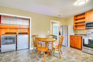 2 Mi to Dtwn Greensboro Pet-Friendly Retreat! - 2