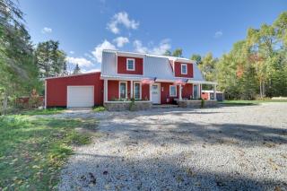Hunt, Hike and Fish! Remote UP Cabin on Chub Creek - 9