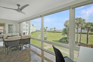 Beach Breeze Waterfront Luxe Condo on LBK - 8