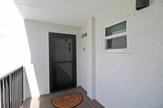 Beach Breeze Waterfront Luxe Condo on LBK - 4