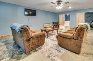 1 Mi to Greers Ferry Lake! Outdoor Adventure Base - 8