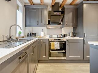 3 Bed in Fordingbridge 66130 - 7