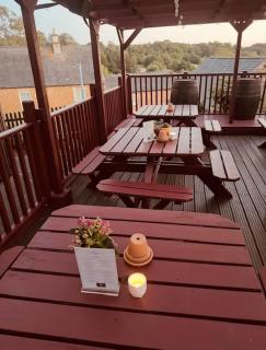 The Royal George - 8