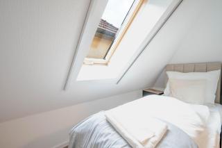 BackHome - MAISIONETTE - 120qm - Fantastische Schlosslage - SmartTV - Waschmaschine - Netflix - 24h Checkin- Apartment 4 - 4