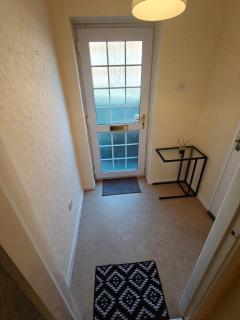 2 Bed Timeless Townhouse Near The City Centre - 7