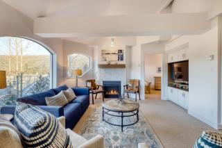 The Marquise 605 - 5