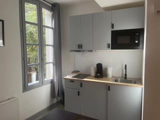 Pia - Studio 1er climatisé 2 pers - Aviñón - 9