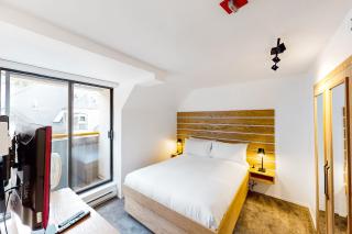 The Marquise 616 - 2