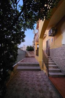 DUE PASSI dal MARE - 1