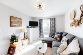 Hilltop Hideaway Suite - Legacy 401 - 9