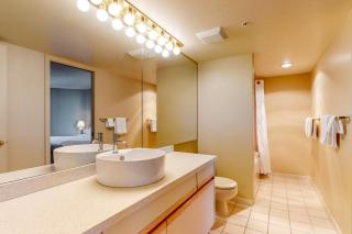 The Marquise 422 - 4