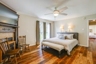 Private Pool Spacious and Secluded Magnolia Cottage - 1